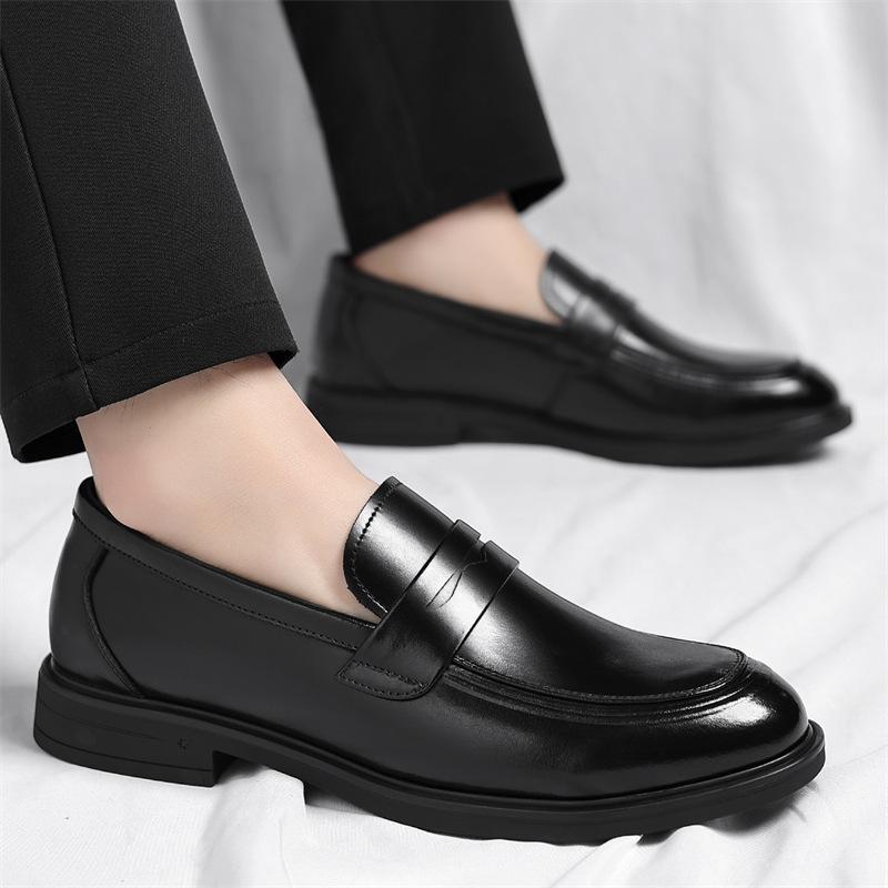 Herbst Koreanische Business Casual Schuhe für Herren Mode Einfarbige Anzugschuhe Männlich Weiche Sohle Neuer Designer Rindsleder Schuh Mann