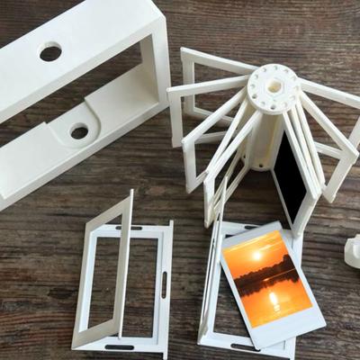 Otočný fotorámeček Otáčení stránek Držák na 12 karet Fotorámeček Otáčení o 360 stupňů a otáčení stránek Držák na fotografie na stůl Vertikální zobrazení