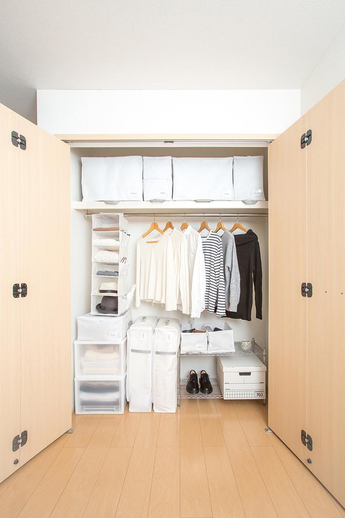 Towa Sangyo Storage Bag MSC Storage Closet White for Duvets 85690 Shelf-Mounted