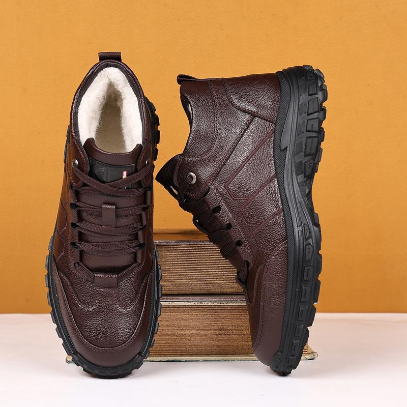 

Winter new leather men s shoes thickened warm high-top cotton shoes fashionable snow boots casual versatile men s shoes 44