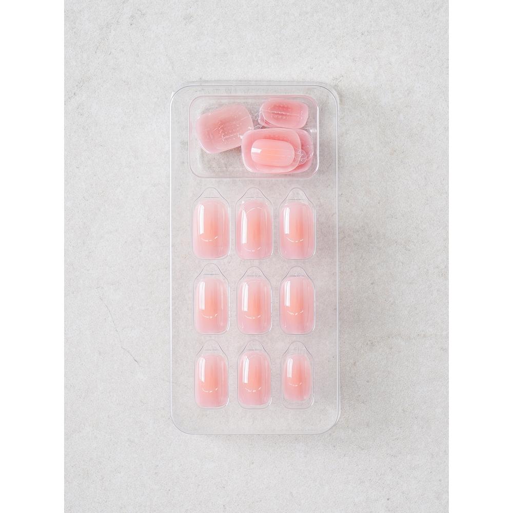 

Daiso Градиентные типсы для ногтей 16 шт. 4