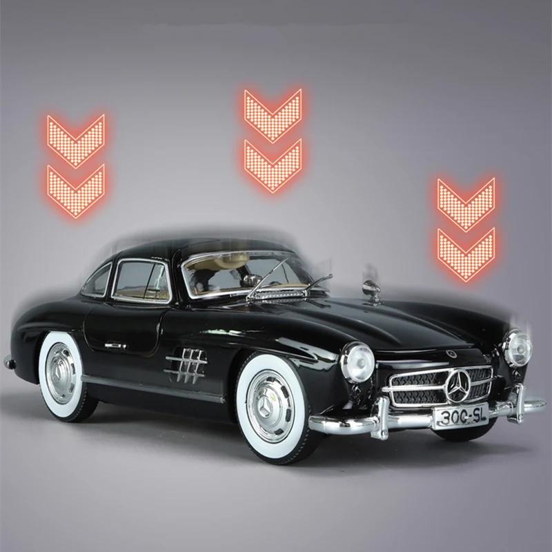 New 1:24 Mercedes-Benz 300SL Alloy Car Model Diecast Metal Classic Vehicle Car Model Simulation Sound Light Collection Toy Gift