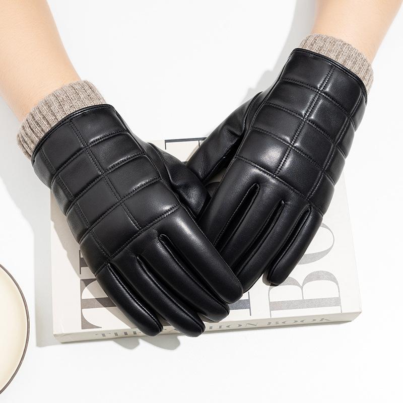 Winter Genuine Leather Gloves with Long Checkered Patterns Are Popular In Europe and America. They Are Windproof and Warm for Driving and Cycling