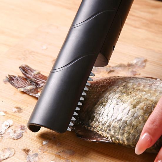 Electric Fish Scaler Cordless Automatic Descaler with Stainless Steel Head Rechargeable Easy-to-use Descaling Tool for Kitchen Outdoor Use