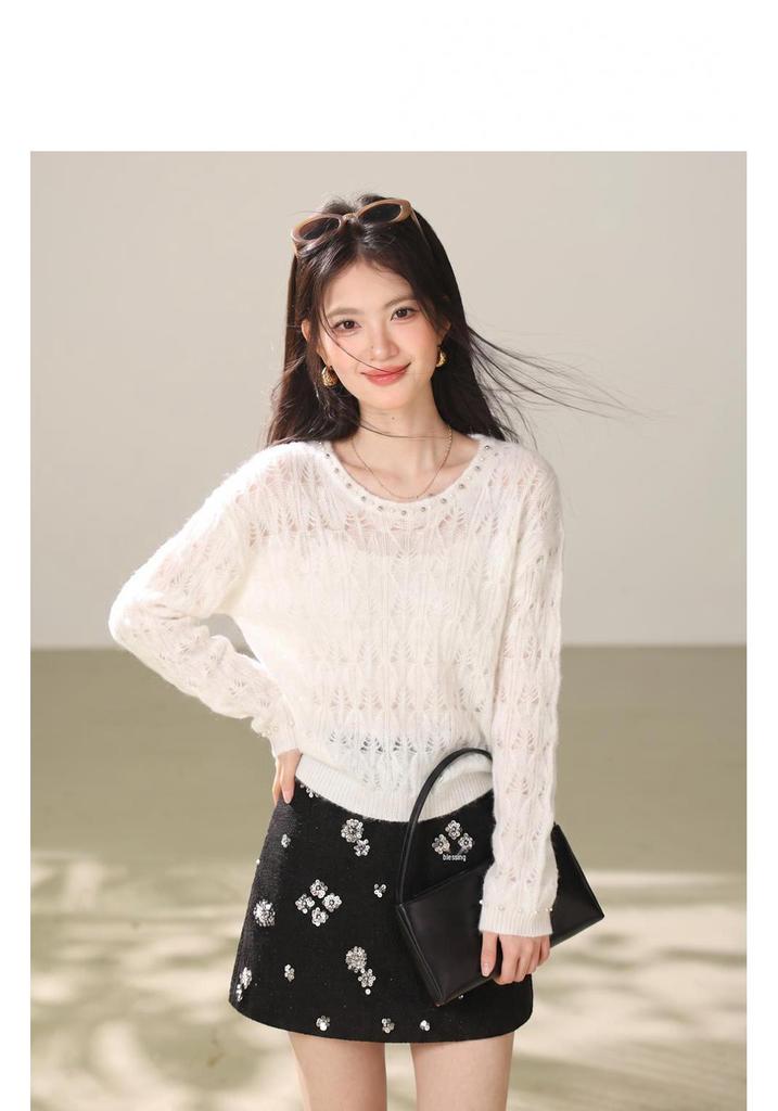 2026 Women's Korean-Style Beaded Hollow Pullover Sweater, Autumn Knitwear with Relaxed Design