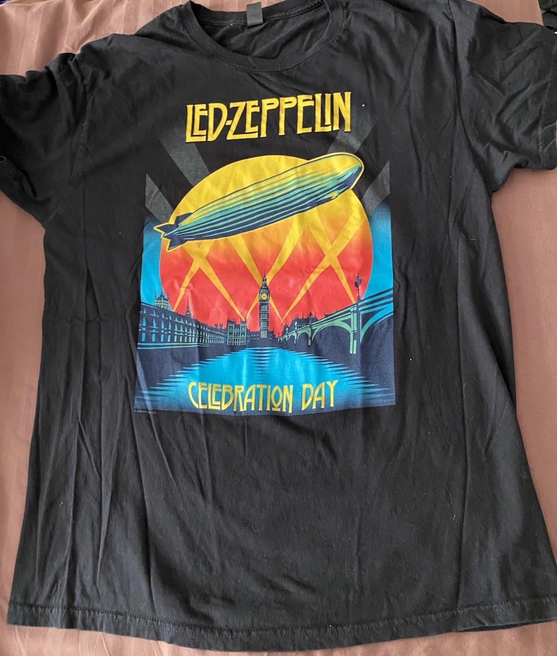LED ZEPPELIN Celebration Day T-Shirt Jimmy Page, Robert Plant Size Large Unisex T-Shirt XL