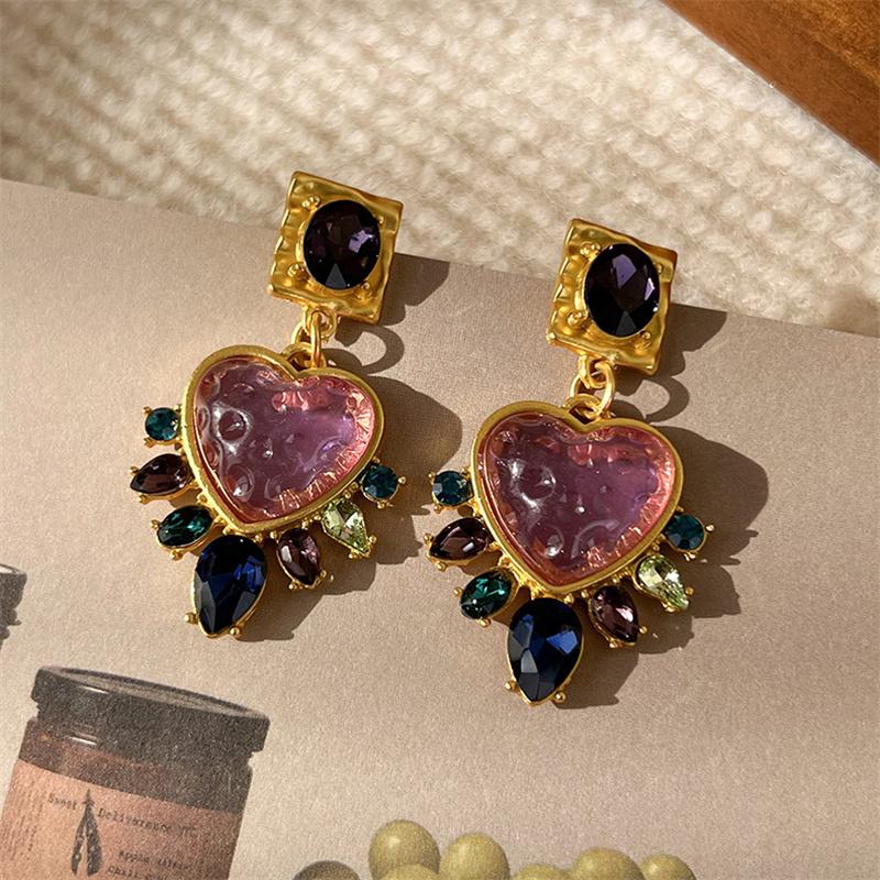Elegant Women Men Fashion Classic Crystal Pendant Earrings For Women Girls Vintage Palace Style Gorgeous Ear Rings Jewelry