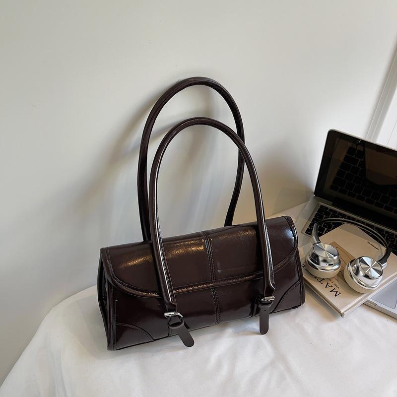 1Pc Oil Wax Leather Underarm Bag Women's High-end Niche Design Shoulder Bag Large Capacity Versatile Long Baguette Commuter Women's Bag