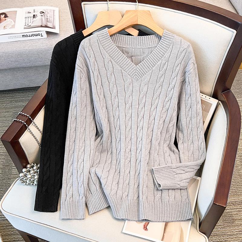 

Plus Size Women’s V-Neck Loose Knit Sweater, Bust 150/160 cm, 350 lbs, Style 8069 7XL світло-сірий колір