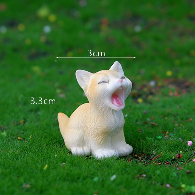 

Creative Kitten Resin Ornaments: Cartoon Cat Figurines for Succulent Landscaping and Desktop Decor