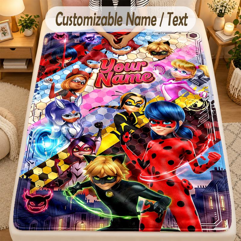 FlaneldeckeMiraculous Ladybug Benutzerdefinierter Name Text Personalisierte Weiche Warme Überwurfdecke Heimdekoration Geschenk