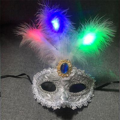 Damen LED Party Maske Maskerade Luxus Pfauenfedern Halbgesichtsmaske Cosplay Kostüm Venezianische Maske