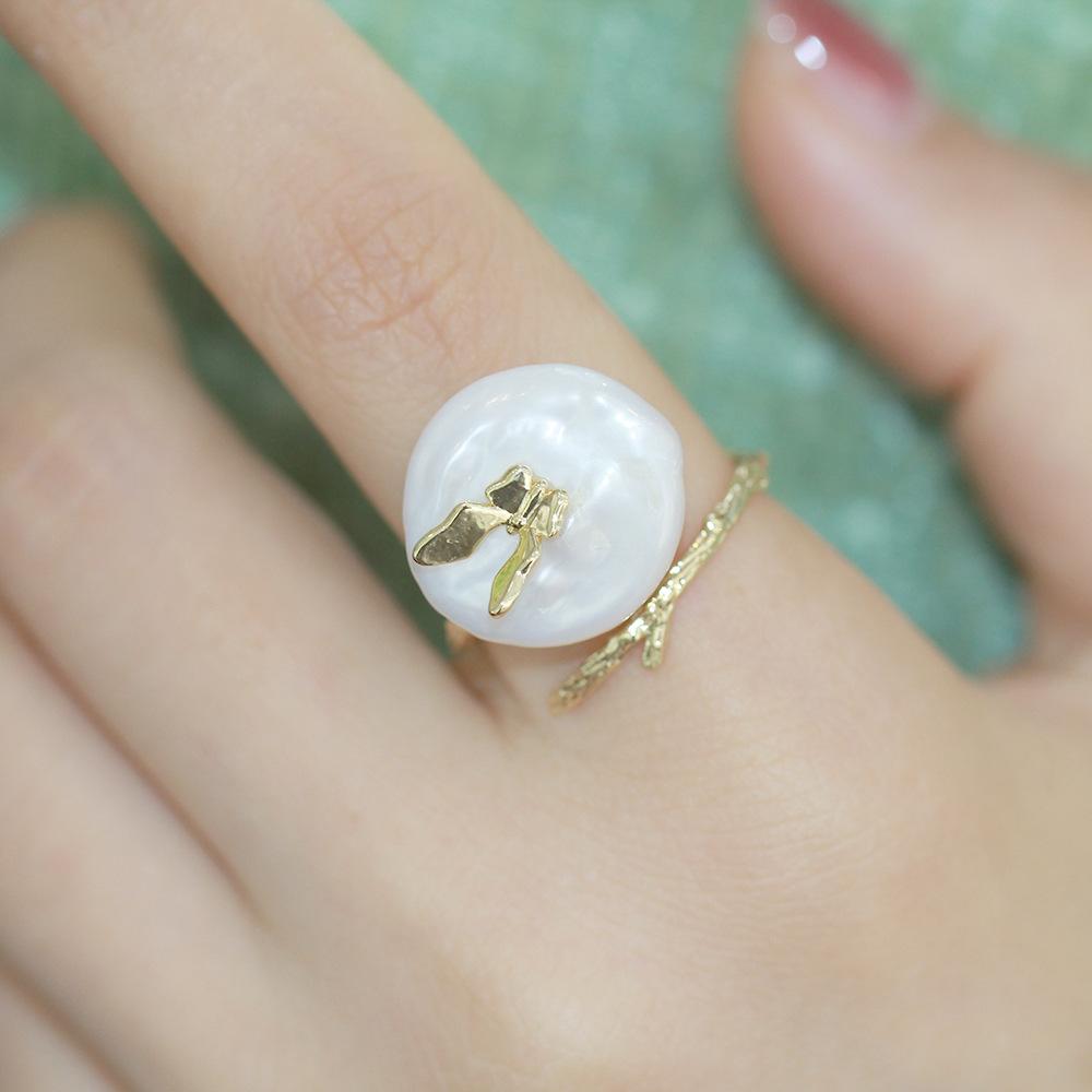 

Маленькое и характерное кольцо в стиле барокко с бабочками в стиле ретро, ​​кольцо с бабочкой и регулируемым размером для женщин