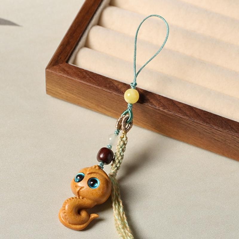 Vintage Snake Charm Keychain Chinese Zodiacs 2025 Festive Car Keyring Accessory Handmade Mobile Phone Chain Ornament