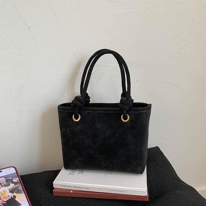 Crossbody Bag Women's Bag 2025 New Autumn and Winter Versatile Super Fire Small Bag Single Shoulder Crossbody Bag Popular Bucket Bag This Year