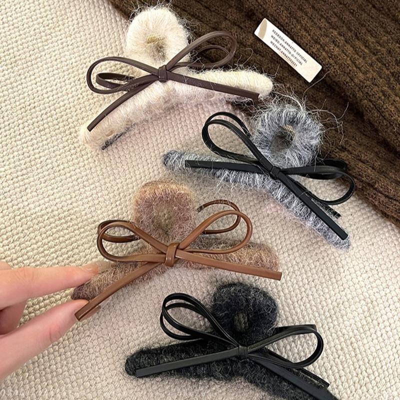 Plush Leather Bow Large Hair Claw Autumn/winter Furry Headband Womans Elegant Hair Pins Shark Clips Female Fashion Barrettes