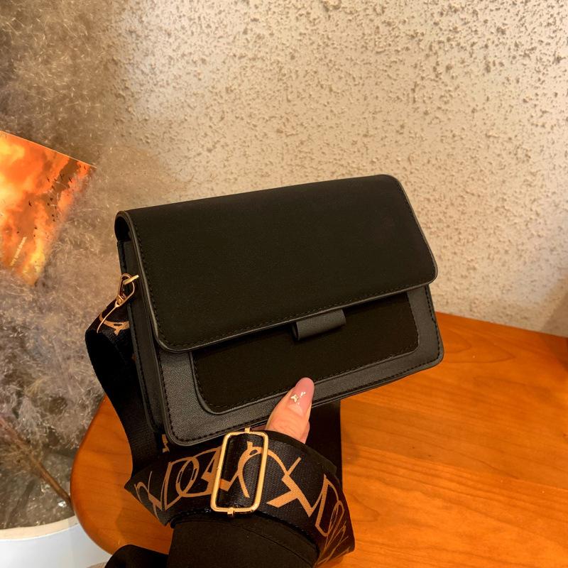 Popular contrasting color single shoulder small square bag retro new texture fashionable woven wide shoulder strap women's bag