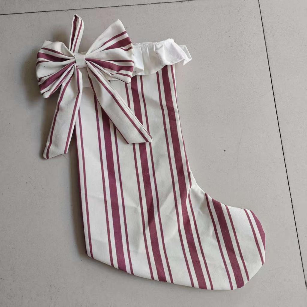 A sock, Vintage bow Christmas socks fabric plaid striped Christmas gift bag fireplace Christmas decoration socks
