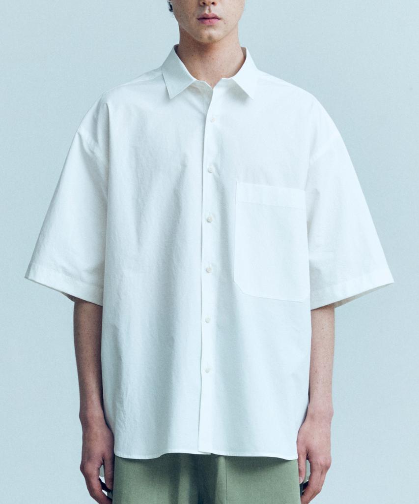 Geulaundeuweibeu Short Sleeve Pocket Shirt (White)