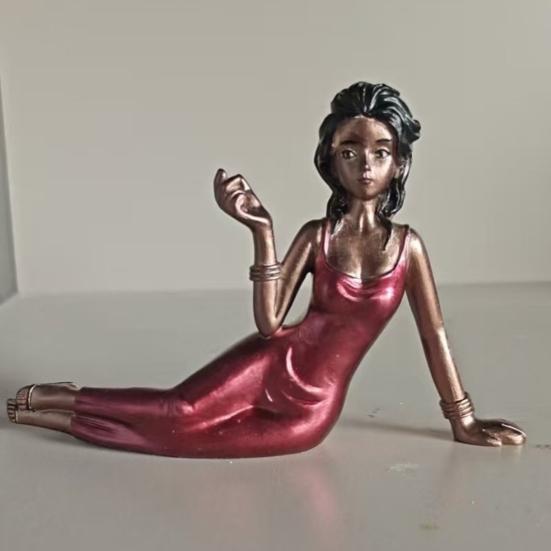Handcrafted Sculptural Women Aroma Figurine Elegant Lady Figurine Incense Stick Holder Resin Meditating Lady Aromatherapy Statue for Living Room
