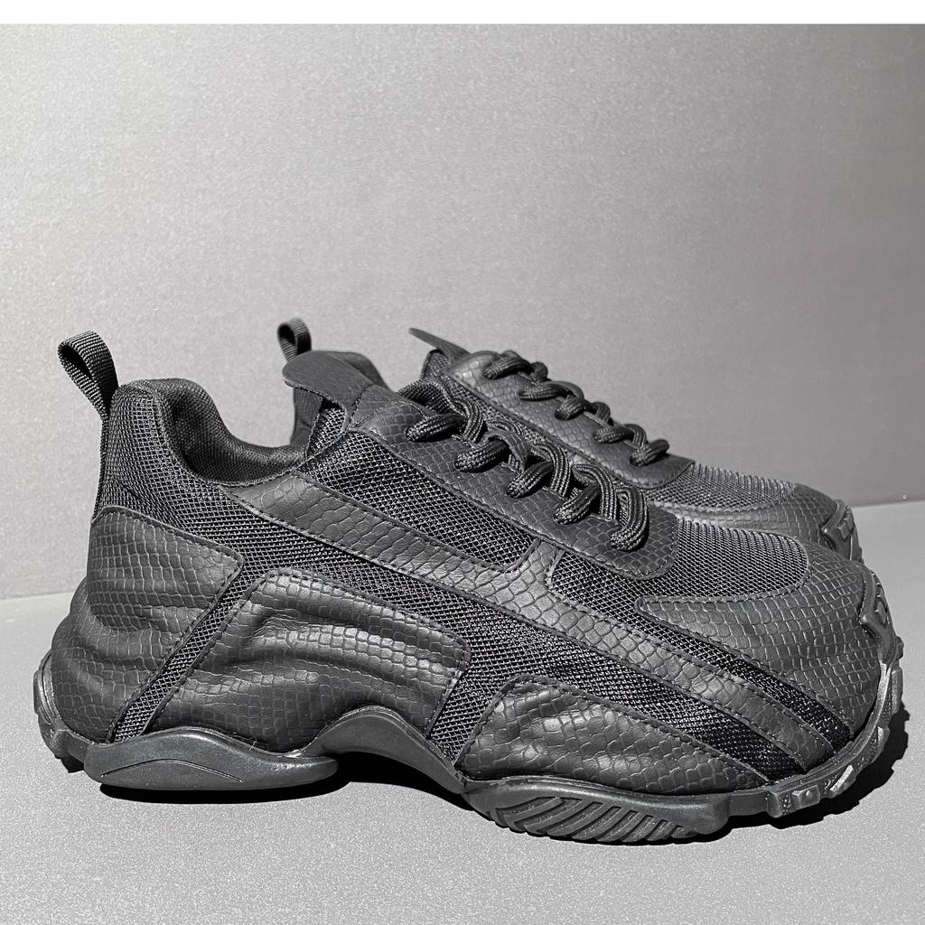 Men Outdoor Running Brand Sneakers  Fashion Comfortable Walking Shoes High Quality Lace-Up Men Casual Shoes Tenis Hombres