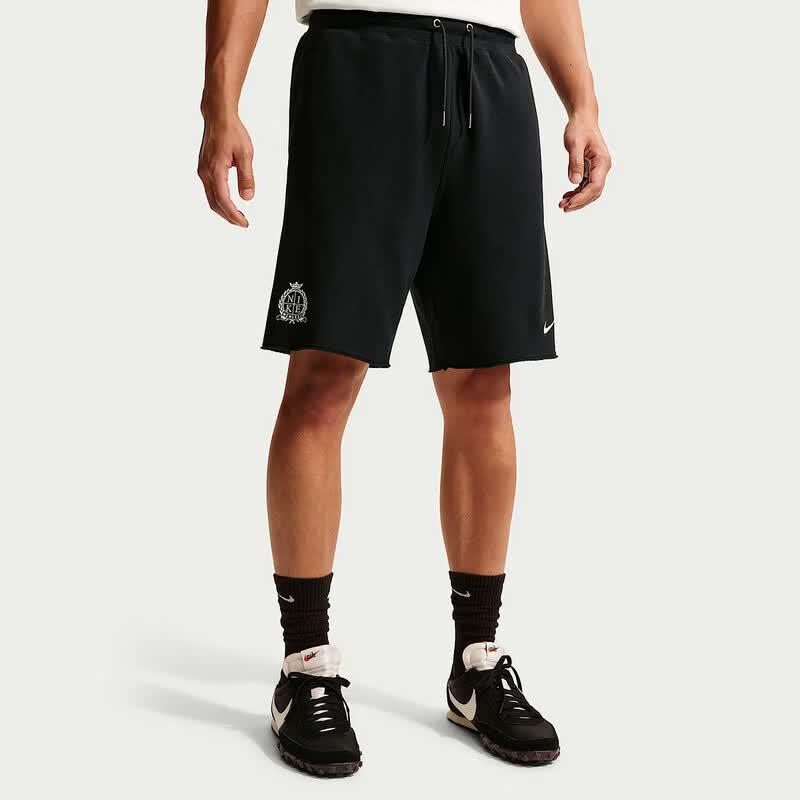 Nike Men s Club Alumni Knit Shorts XL