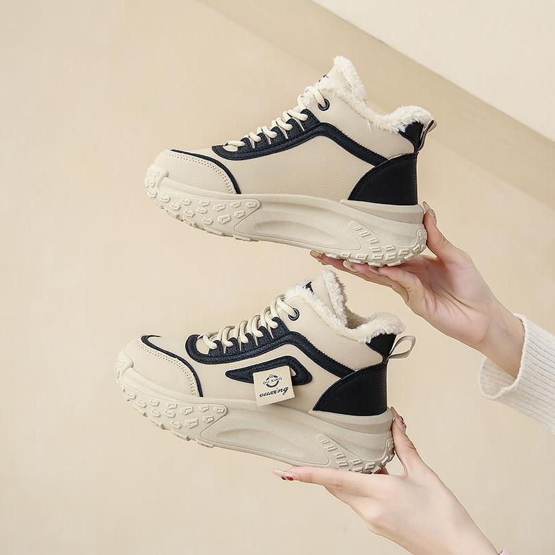 Winter New Women's Shoes Velvet High-top Shoes Versatile Sports and Leisure Shoes Thickened Warm Cotton Shoes Soft Sole