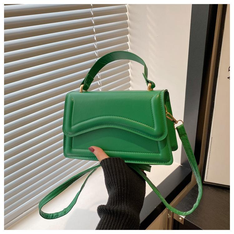 

Модная нишевая дизайнерская сумка женская 2025 ранняя весна новая женская сумка однотонная повседневная сумка-тоут на одно плечо сумка-мессенджер тренд зелёный