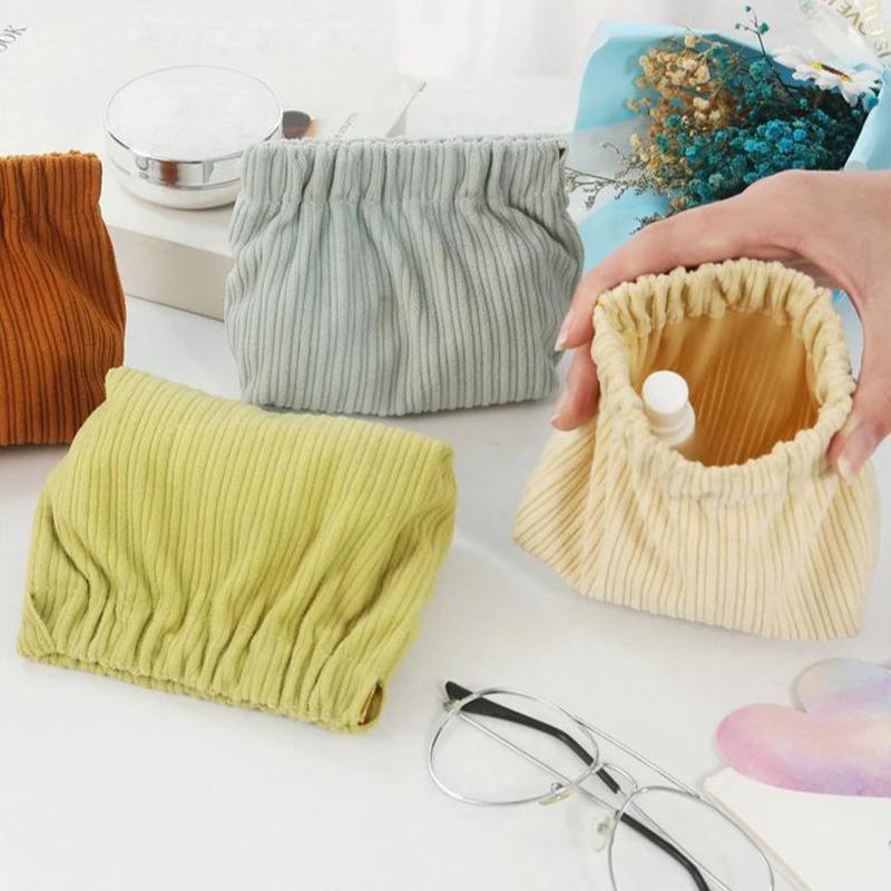 1Pc Corduroy Clover Storage Bag Handheld Bag Bullet Storage Bag Lipstick Cosmetics Storage Bag Convenient Mini Wallet