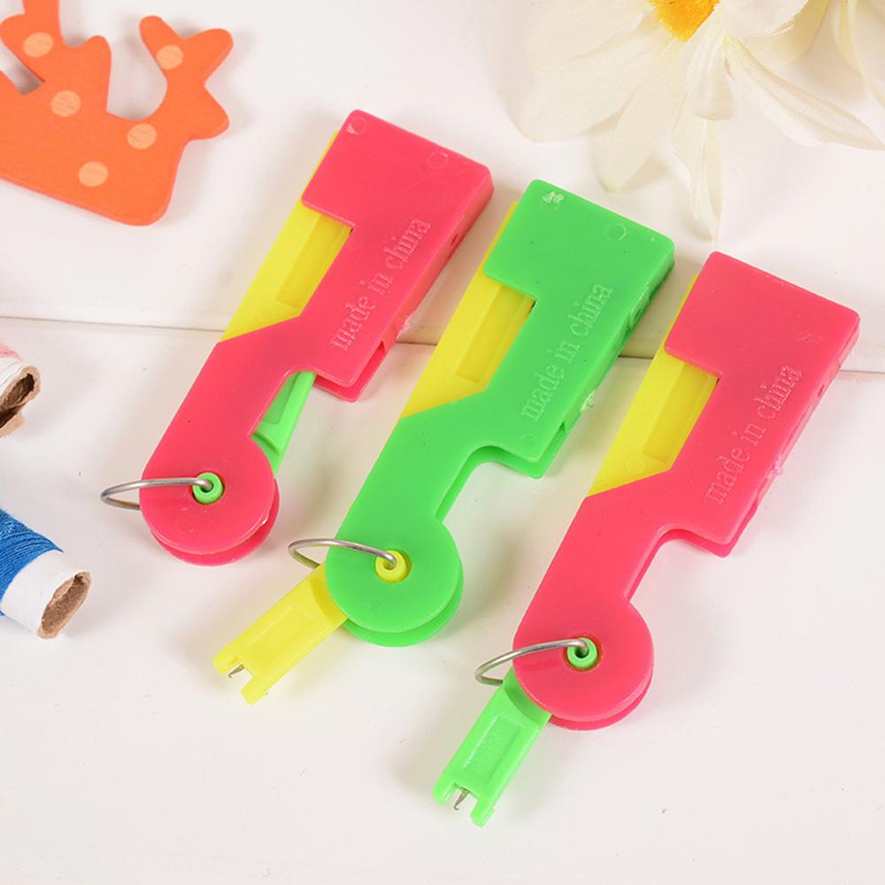 1Pc High Quality Automatic Sewing Needle Threader Simple Hand Tools Needle Thread Tools Home Plastic Handle Sewing Accessories