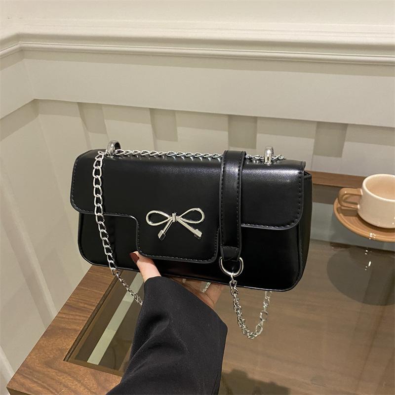 Chain Bow Solid Color Commuter Shoulder Handbag Women's 2025 New Underarm Crossbody Small Square Bag