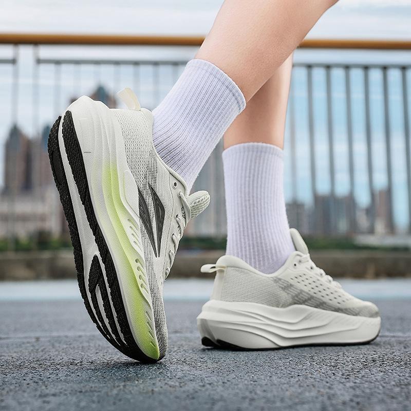 Cushioning Support Sports Running Shoes Outdoor Professional Racing Training Shoes Lightweight and Comfortable Rebound Running Shoes