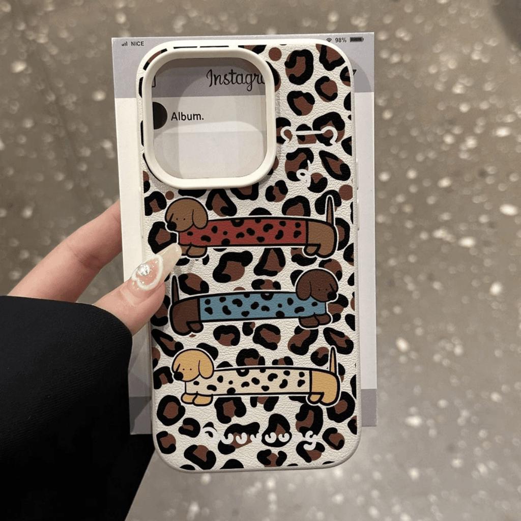 Leopard Print Dachshund for Apple 16PROMAX Phone Case for IPhone14 Creative 13 Anti-fall 12 Soft Shell 11