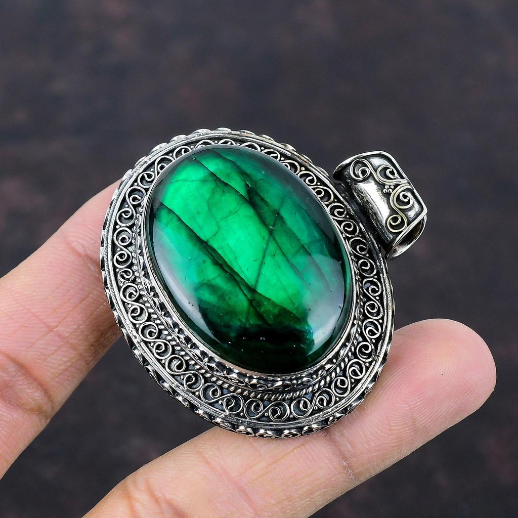 Prívesok z drahokamov s labradoritom Green Fire 925 Strieborný prívesok Ručne vyrábaný prívesok z labradoritových šperkov Darček pre ňu Elegantný vintage prívesok