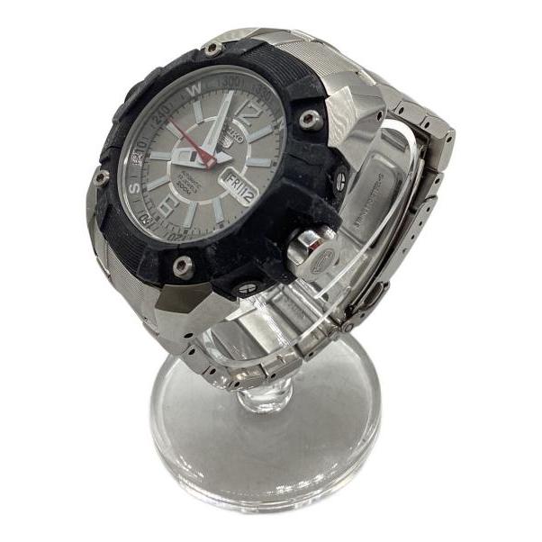 Used Seiko 5 Sports Diver