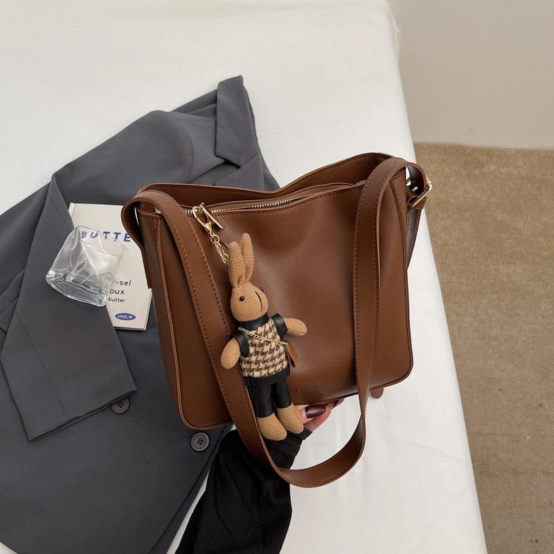 Retro large-capacity bag, new bag, women's trendy versatile messenger bag, high-end shoulder tote bag