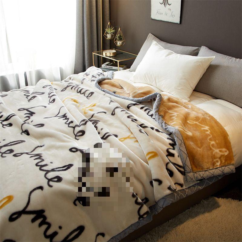 G5Z Thickened Raschel & Coral Flannel Winter Blanket for Dorms & Bedrooms