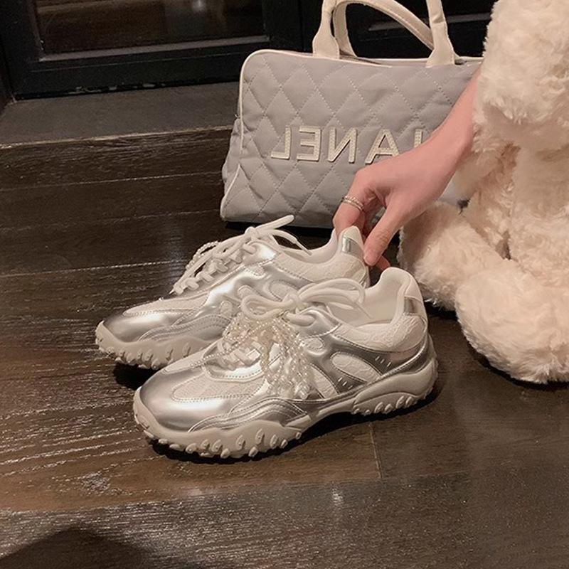 Traubenmutter hat den gleichen Stil, Ballerina-Stil erhöhte Forrest Gump Schuhe, Dad-Schuhe, Deutsche Trainingsschuhe, Weiße Schuhe, Damenschuhe in großen Größen