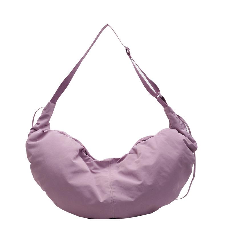 Design pleated crescent moon bag women's new simple casual shoulder bag going out trendy with large capacity messenger dumpling bag