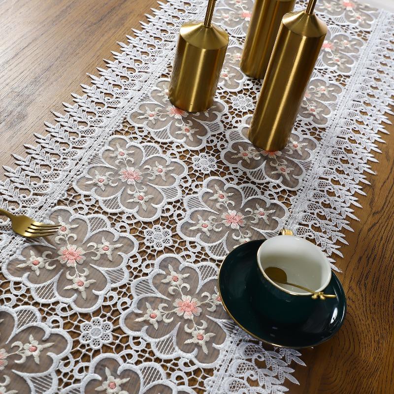 Lace Table Flag Embroidery Hollowed Out Dining Table Decoration Long Strip Cloth Wedding Party Tablecloth Taplak Meja Cutwork Table Runner Home Decora