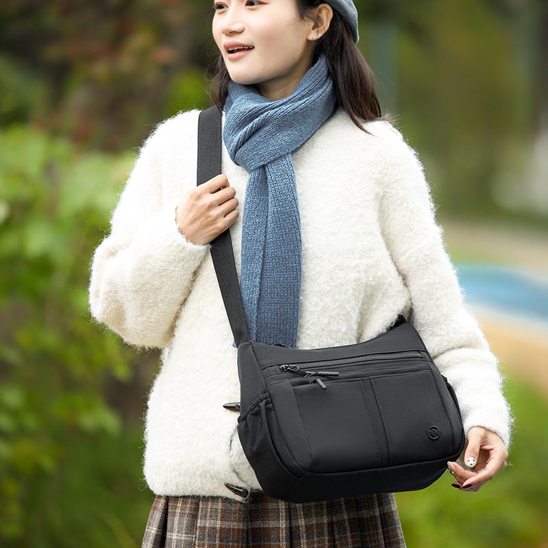 Solid Color Commuter Women's Bag Large Capacity Shoulder Crossbody Bag Multi-compartment Mobile Phone Bag