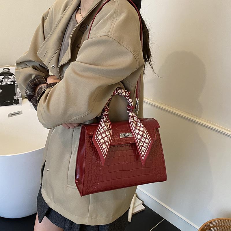 2025 Women's Crossbody Small Square Kelly Bag – Trendy, High-End & Fashionable