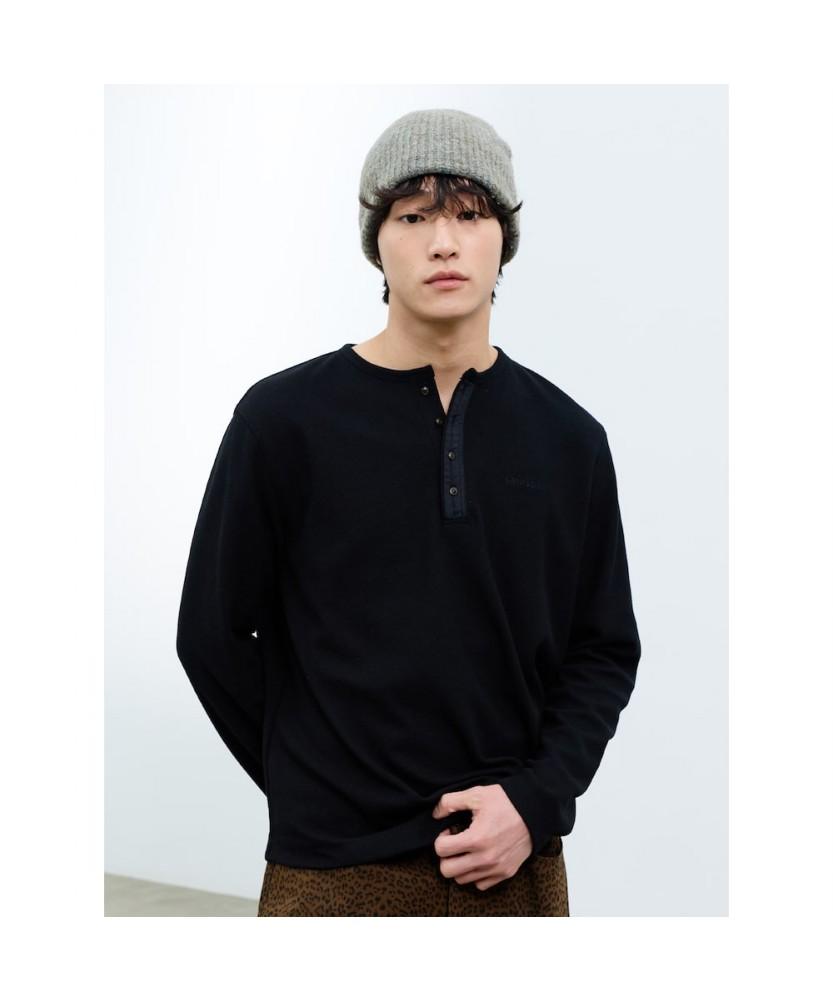 Saendeusaundeu (Unisex) Twisted Waffle Henley Neck Long Sleeve T-Shirt Black