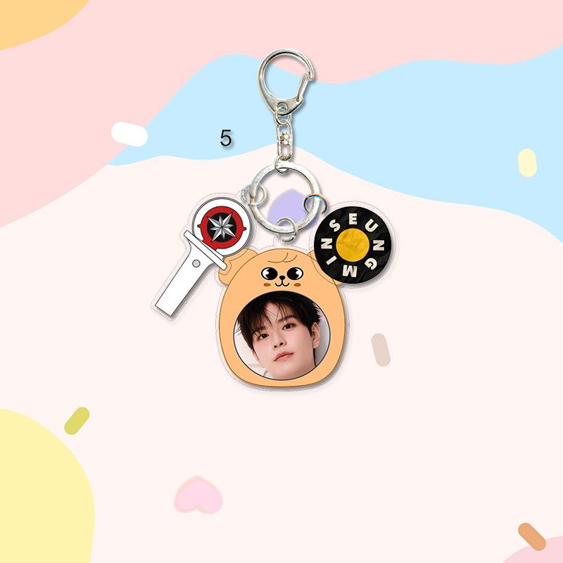 1pc Stray Kids Keychain Cute Cartoon Figure, Bang Chan Lee Know Changbin Hyunjin Han Felix Seungmin I.N Animal Onesie Pajamas Keyring, STAY Fans Gift