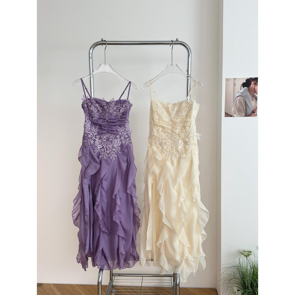 

Женское элегантное платье-слинг с цветочным принтом - Повседневное весенне-летнее, облегающее талию, с волнистым подолом XL (for 110-120 kg) фиолетовый