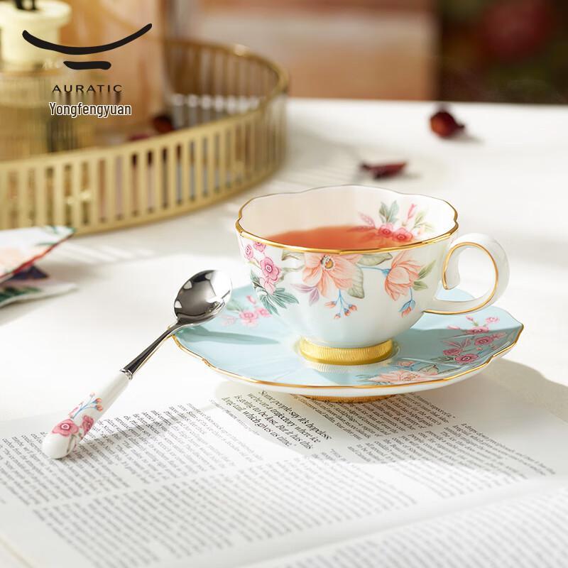 

Yongfengyuan Celadon Era 3-Piece Ceramic Tea & Coffee Cup Set