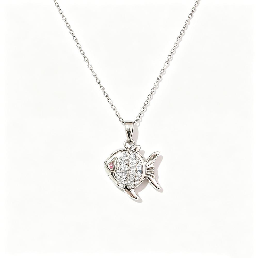 Fashion Goldfish Pendant Titanium Steel Necklace Women Delicate Zircon Clavicle Chain