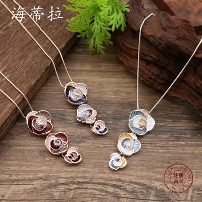 Luxury New Enamel Color Geometric Rose Pendant Diamond Inlaid Ladies Premium Tassel Rose Necklace