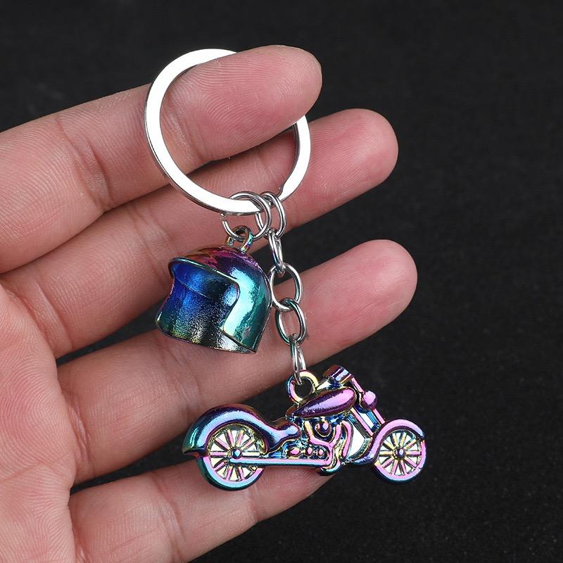 New Creative Motorcycle Keychain Men Women 3 Colors Locomotive Helmet Metal Holder Pendent Key Ring Bag Decoration Jewelry
