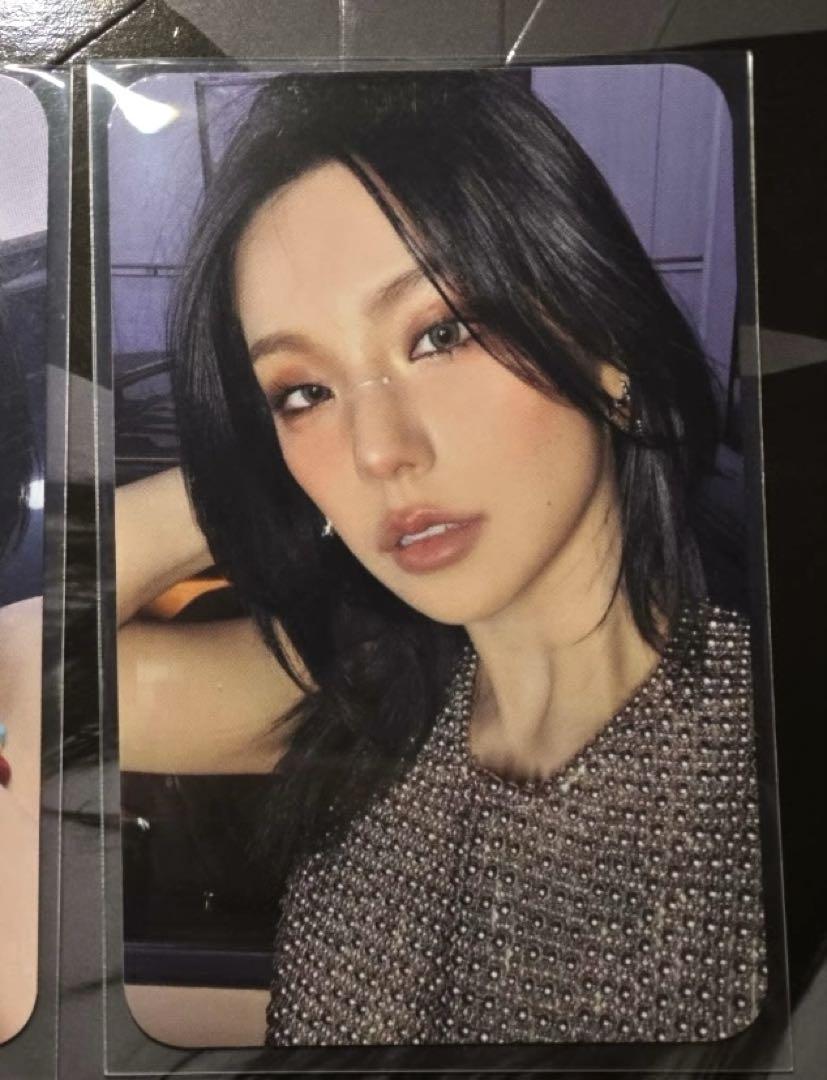 

[Б/У] ITZY Йеджи Аэро Музыка Корея Лимитированная Серия Торговая Карта B